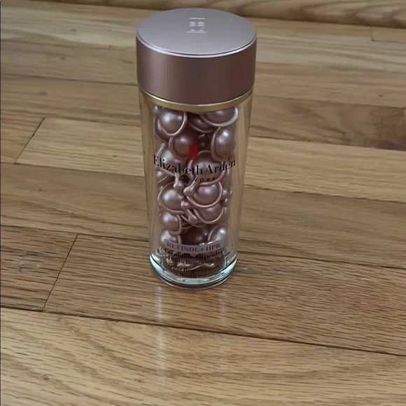 ELIZABETH ARDEN Retinol Ceramide Capsules RAPID SKIN RENEWING SERUM